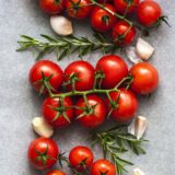 ミニトマトのカロリーと糖質はどれくらい？トマトに含まれる「リコピン」の栄養パワーが凄い！その効果を「最大限引き出す方法」と「食べるタイミング」