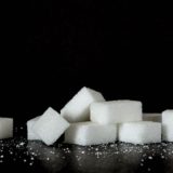 「糖質は太る」は嘘？糖質制限で起きるカラダの変化とは？正しく「糖質」を食べると痩せるその方法とは？